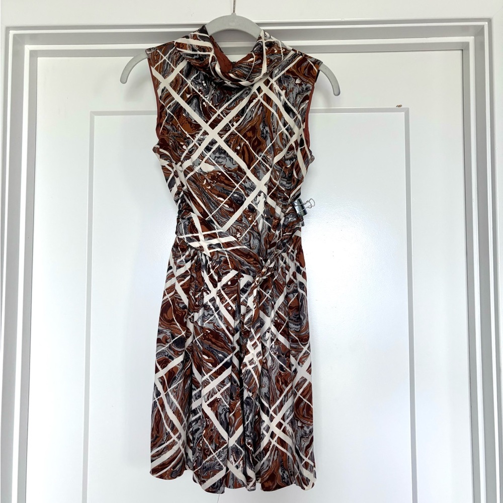 Vintage 50s / 60s Beeline Fashions Belted Sleeveless High Neck Knee Length Dress